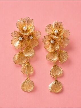 Kate Middleton Gold Floral Statement Earrings